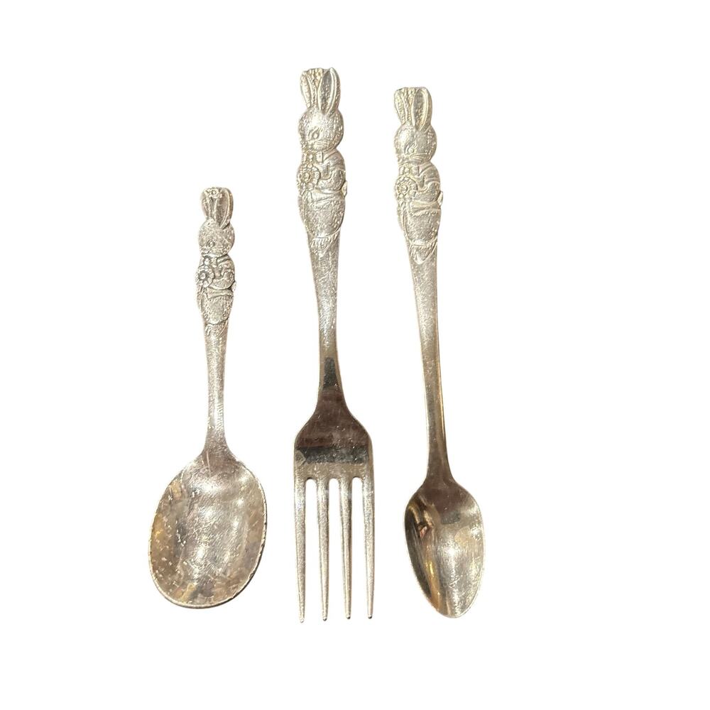 Oneida Community Stainless Peter Rabbit Bunny 3pc Children's Silverware Set